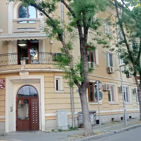 мезонет, 300 м море, центр Appartement Varna